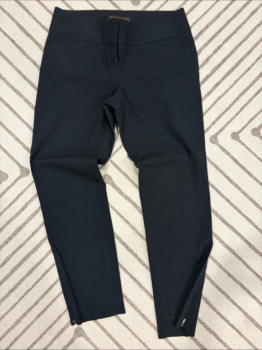 The Limited Exact Stretch Black Skinny Ankle Zip Pants